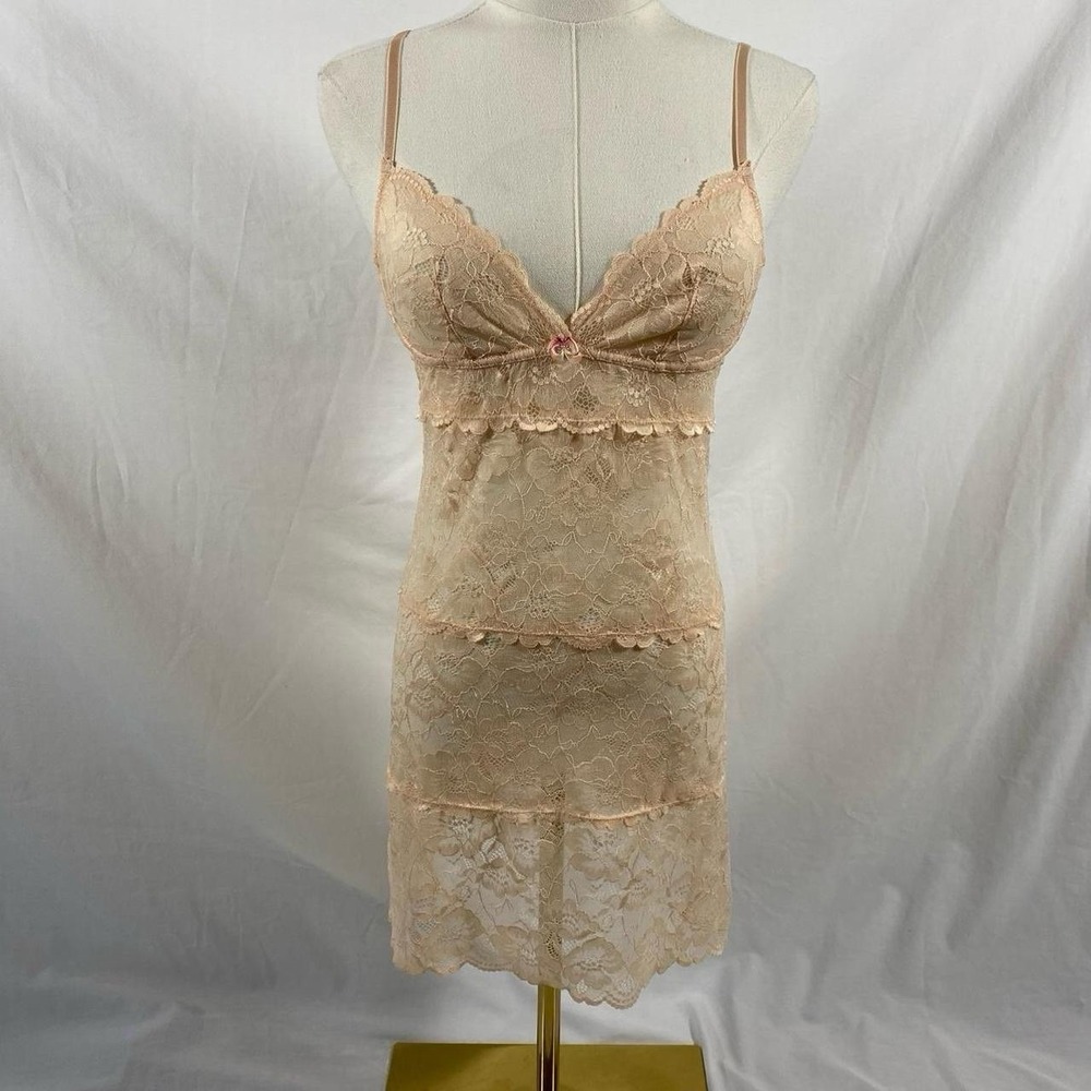 Blush Cream Lace Lingerie Top Size Small Y2K Coquette Dainty